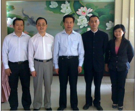 湖北省委统战部副巡视员刘爱党、湖北欧盟同学会秘书长燕元沂、武汉留学生创业园常务副主任袁煜农一行来我司考察
